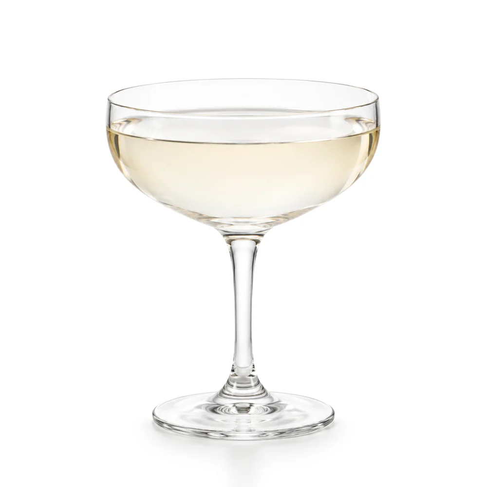 Old Tom Gin Cocktail: KI-generierte Illustration